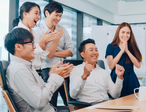 在米兰·(milan)学习、成长茁壮