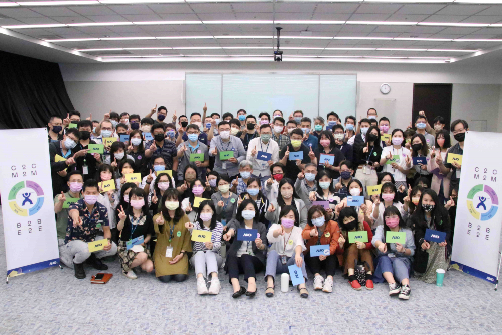 友達提供全球及集團輪調機會，支持同仁持續進修學習，致力為專業人才打造友善多元的職場環境